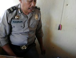 Polsek Tirawuta Tangkap Tangan Empat Pejudi di Posko Paslon