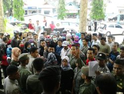 Bidan PTT Koltim Tuntut SK Pengangkatan