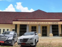 Dua Mobil Dinas DPRD Koltim Bernomor Polisi Ganda