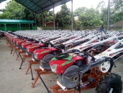 Kodim 1412 Kolaka Kawal 89 Traktor Bantuan Dari Kementan