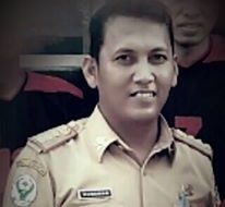 Sebut Warga Trauma, Kapus Lambandia Buka Stiker Mobil AMBULANCE