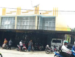 Si Jago Merah Nyaris Lalap Rumah Anggota DPRD Muna