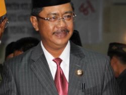 Usai Shalat Idul Adha, Bupati Kolut Gelar Open House