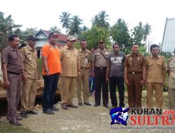 Bupati Muna Tinjau Lokasi Jembatan Amblas,Tiga Rumah Terbawa Arus