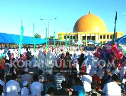 Polres Muna Kawal Puluhan Ribu Jamaah Padati Mesjid Al Munajat