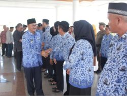 Lantik Pejabat Eselon, Bupati Konsel Berpesan Jabatan Itu Amanah