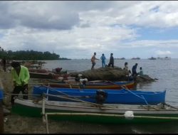 Nelayan Pesisir Matabundu Gelar Balapan Perahu
