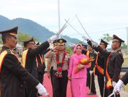 Pedang Pora Warnai Acara Sambutan Kapolres Kolut