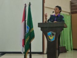 Sekretaris Senat FKM UMI Berbagi Ilmu Administrasi di Upgrading Himakep