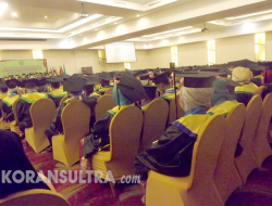 Wisuda 521 Mahasiswa, Ini  Pesan Rektor UMK