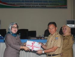 DPRD Koltim Tetapkan 16 Raperda Menjadi Perda