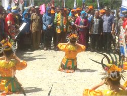 Tim Penilai Lomba P2WKSS Sambangi Desa Ambepulu