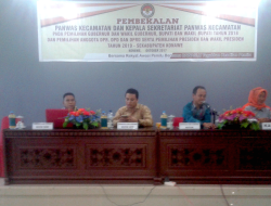 Panwaslu Konawe Gelar Pembekalan Panwascam dan Sekertariat