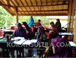 Kembangkan Ekonomi Desa, Pemdes Kampobalano Laksanakan Pelatihan Menjahit