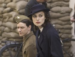 Ini 7 Tanda Orang Bermuka Dua yang Harus Kamu Waspadai