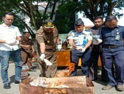 Kejari Kolaka Musnahkan Barang Bukti Tindak Pidana Kriminal