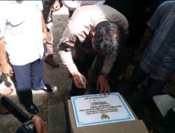 Usai Peresmian TWA Ulunggolaka, Bupati Lakukan Peletakan Batu Pertama PDAM Kolaka