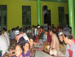 Warga Desa Waworoda Gelar Sholat Gerhana