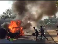 Mobil Pengangkut Solar Terbakar, Uang Beserta Surat Kendaraan Gosong