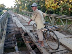 Jembatan Penghubung Lima Desa Sangat Memprihatinkan