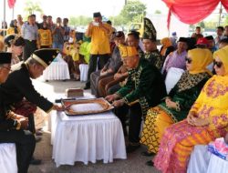 Sambut HUT Konsel Ke 15 Tahun, Pawai Karnaval Budaya Warnai Kemeriahan