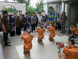 Pj. Gubernur Sultra Disambut Hangat Bupati Kolut dan Rencana Bangun Pemecah Ombak