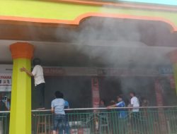 Siang Bolong, Konter di Mall Mandonga Dilahap si Jago Merah