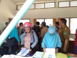 Pendaftaran CPNS, Kantor Disdukcapil Konawe Diserbu Warga Pol-PP Kewalahan