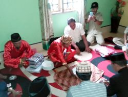 Prosesi Penyerahan Adat di Desa Lakito Berjalan Aman