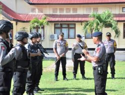 Brimob Latih Tim Tindak Anti Anarkis Polres Wakatobi