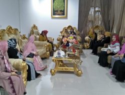 Pererat Silaturahmi,  Bupati Koltim Gelar Bukber dengan Warga