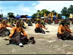 Ratusan Penari Kolosal Warnai Festival Pulau Tukang Besi di Wakatobi