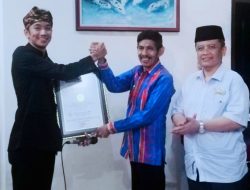 Rekor Dunia MURI Pekande-Kandea dan Swastisaba Wiwerda Hadiah Spesial Ultah Wali Kota ke-67