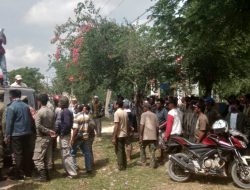 Aliansi Masyarakat Katela Gelar Demontrasi, Tuntut Salah Satu Cakades Digugurkan dalam Pilkades