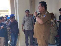 Bupati Muna:  Pedagang di Gratiskan, Kalau Ada Pungli Lapor ke Saya