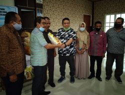 Korban Kebakaran Pasar Sentral Raha, 700 Pedagang Terima Bantuan Sembako