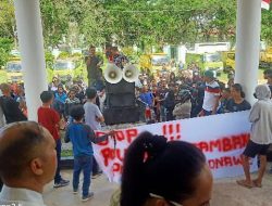 Soal Penambangan Pasir, Ketua DPRD Konawe Terima massa Unjuk Rasa