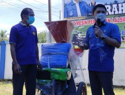 Tingkatkan Pertanian Di Sultra, Fachry Pahlevi Konggoasa, Salurkan Bantuan Alsintan