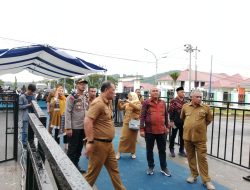 Jelang Malam Hiburan HUT Konawe, Bupati Bersama Ketua DPRD Konawe Tinjau Persiapan Panggung