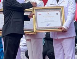 Hari Ini, Bupati Konawe Menerima Penghargaan Pemerintah Daerah Berkinerja Tertinggi Dari Kemendagri