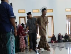 Peringati 10 Muharram, Pemdes Anggohu Santuni Anak Yatim
