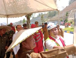 Kunker Dilokasi Proyek Bendung Ameroro, Pj Bupati Konawe Janji Tuntaskan Ganti Rugi Lahan