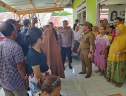 Pj Bupati Konawe Kunjungi Warga Terdampak Banjir di Sampara