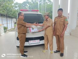 Pj Bupati Konawe Serahkan Mobil Ambulance: Pemerintah Desa Barowila Siap Layani Kesehatan Masyarakat