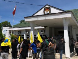 Puluhan Aktifis PMII Demo di KPU Konawe, Protes Rekrutmen Badan Ad Hoc Hingga Sejumlah Masalah Disoal